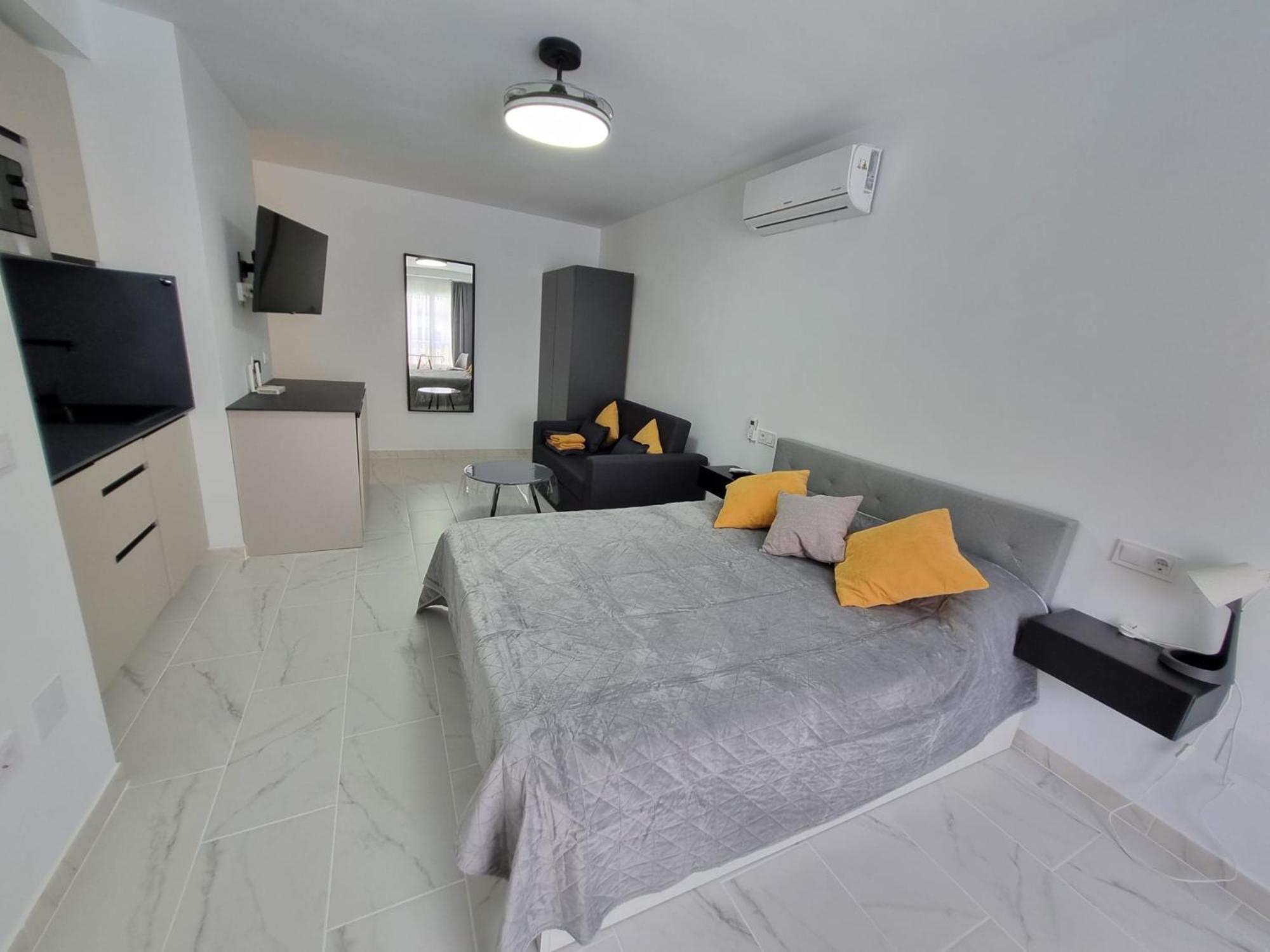 Seascape - Tranquil Apartment